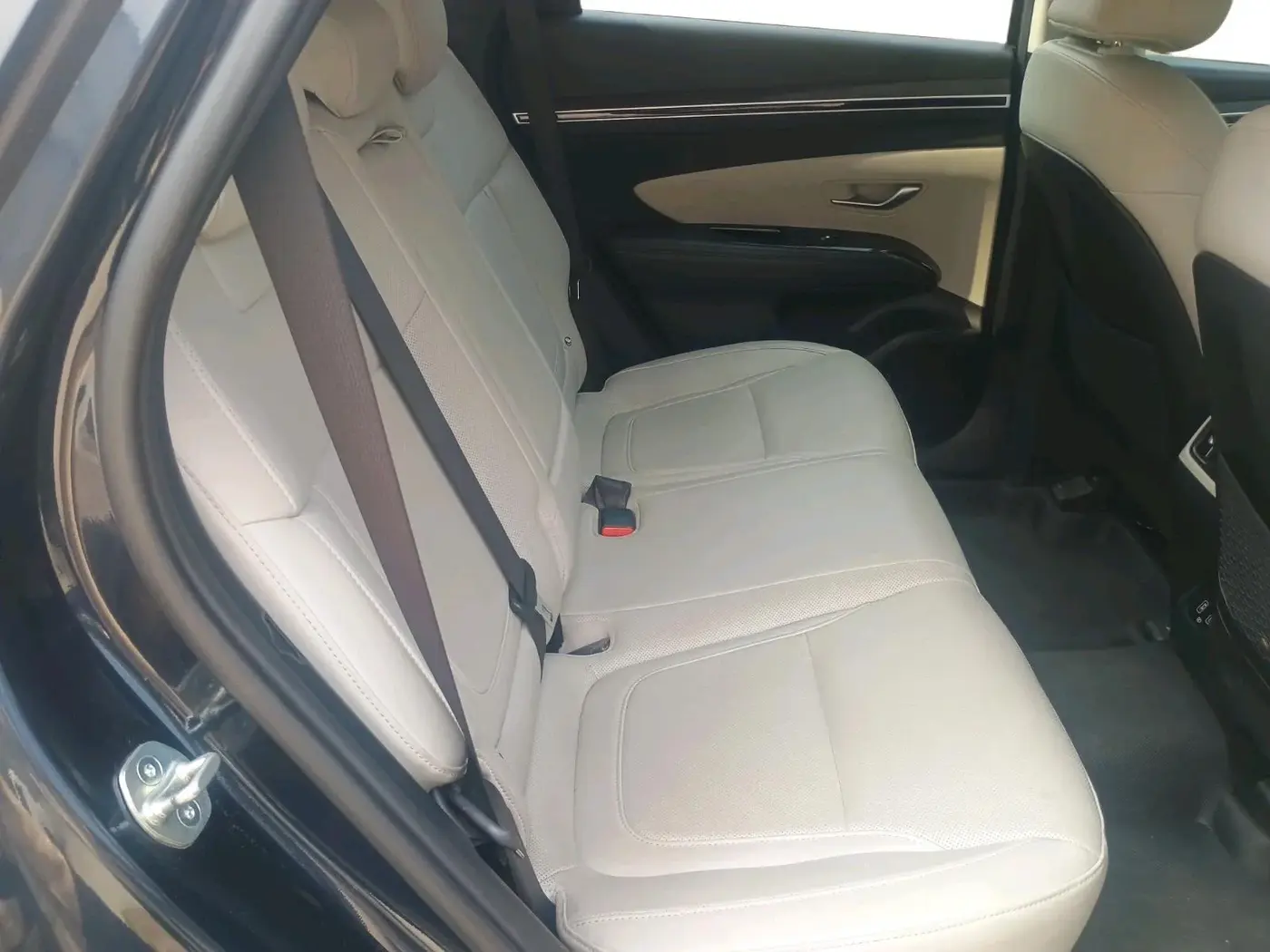 2023 Hyundai Tucson SIGNATURE 2.0 AT DIESEL, Diesel, Automatic, 25,100 km, interior