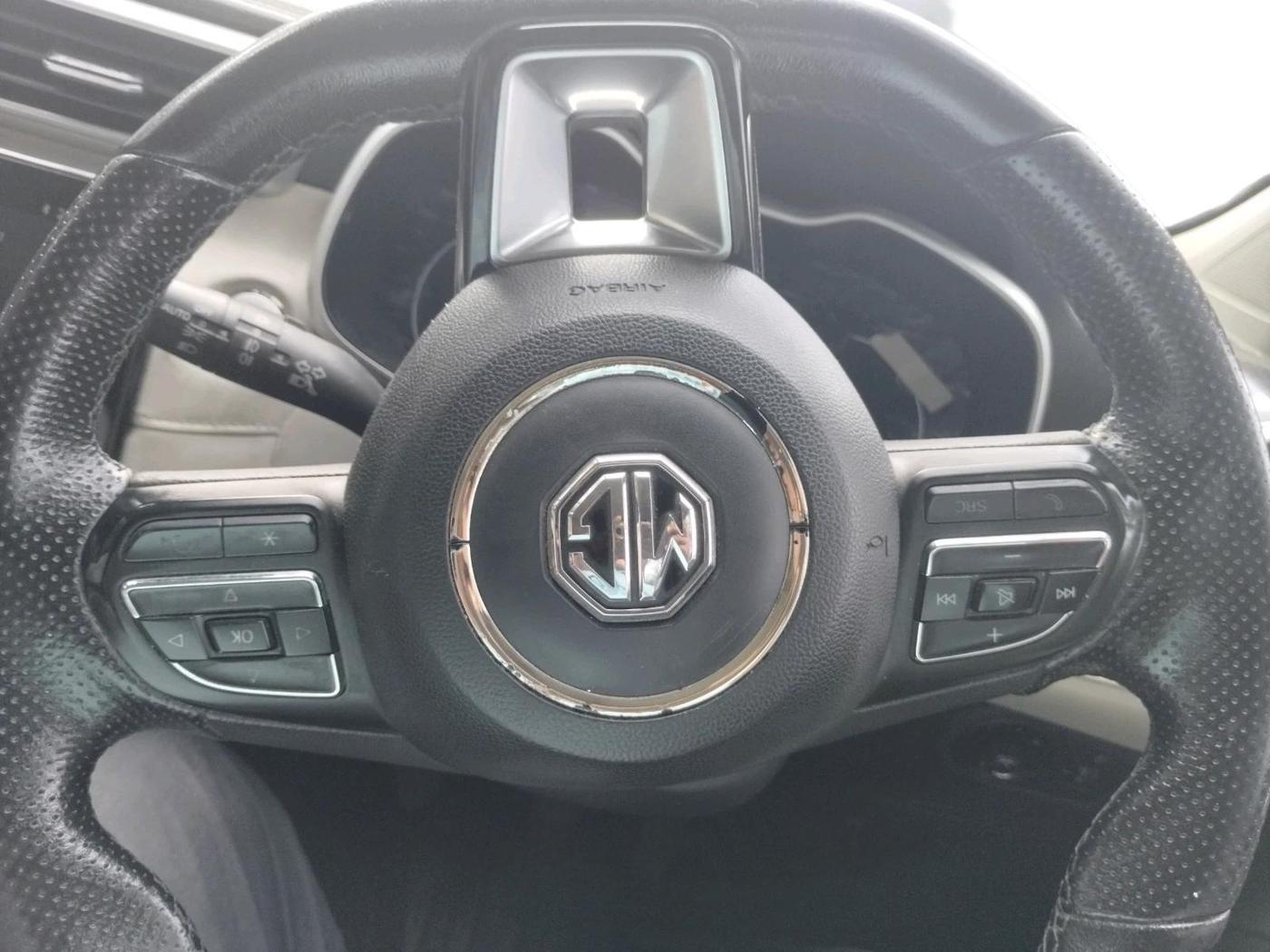 2022 MG ASTOR SHARP EX 1.5 MT, Petrol, Manual, 1,20,391 km, interior
