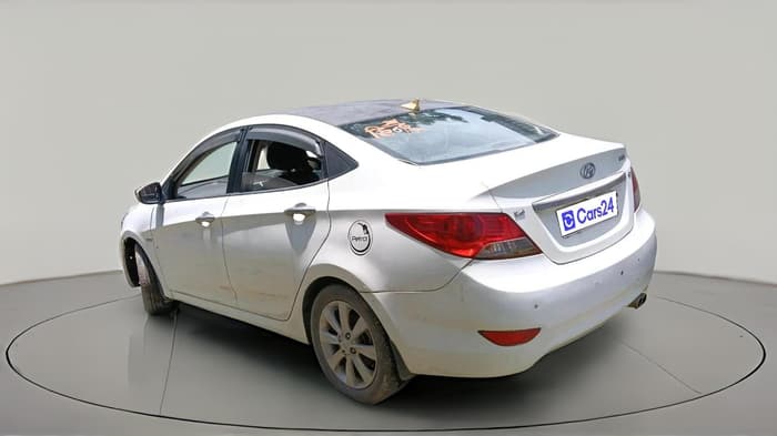 2012 Hyundai Verna FLUIDIC 1.6 VTVT SX, Petrol, Manual, 86,430 km, exterior