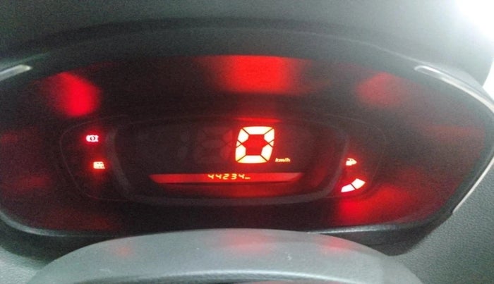 2016 Renault Kwid RXT 0.8, Petrol, Manual, 44,234 km, interior