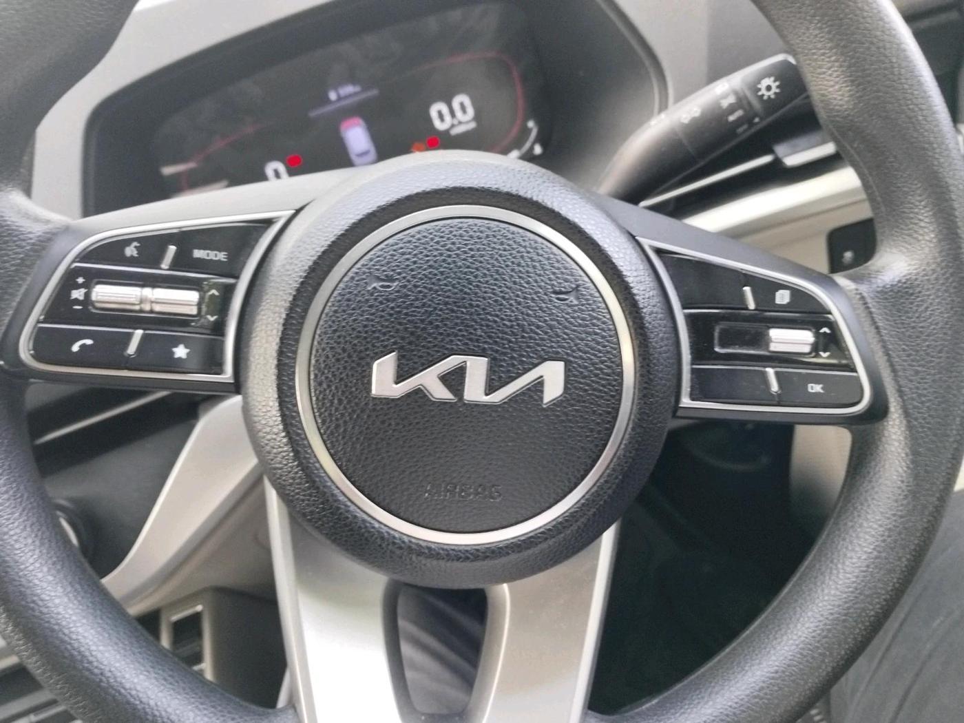 2022 KIA CARENS PRESTIGE 1.5 DIESEL 7 STR, Diesel, Manual, 46,806 km, interior
