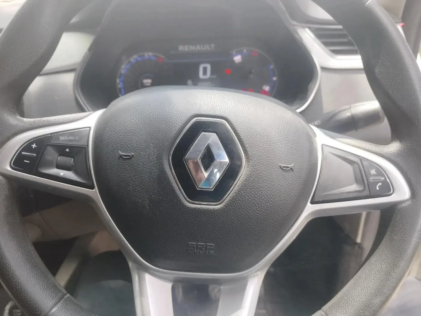 2023 Renault TRIBER RXZ, Petrol, Manual, 18,880 km, interior