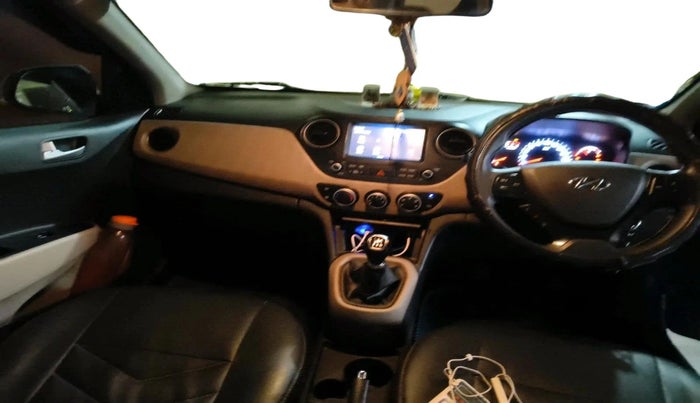 2018 Hyundai Xcent SX 1.2, Petrol, Manual, 90,743 km, interior