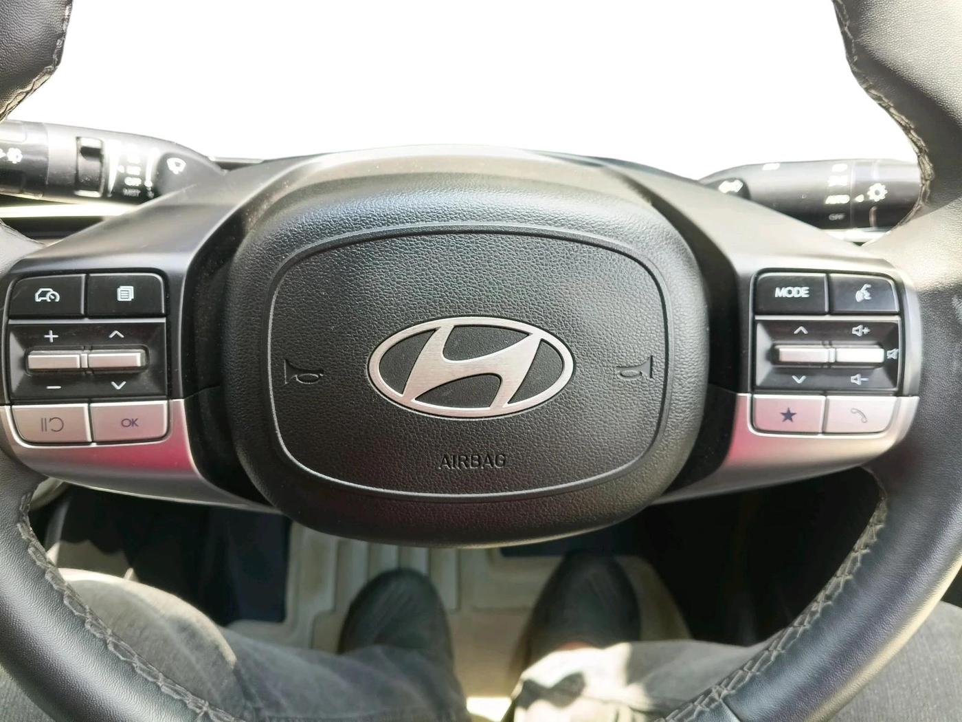 2024 Hyundai Verna SX 1.5 l MPI, Petrol, Manual, 13,997 km, interior
