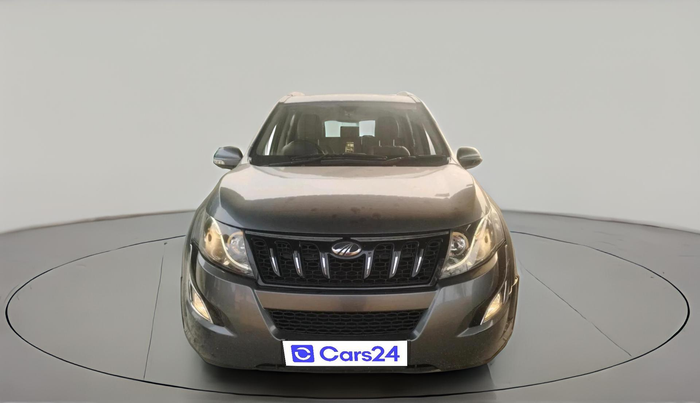 2017 Mahindra XUV500 W10, Diesel, Manual, 41,758 km, exterior