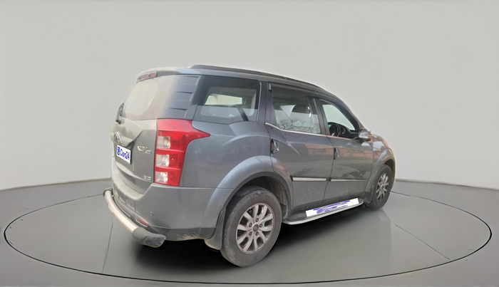 2017 Mahindra XUV500 W10, Diesel, Manual, 41,758 km, exterior