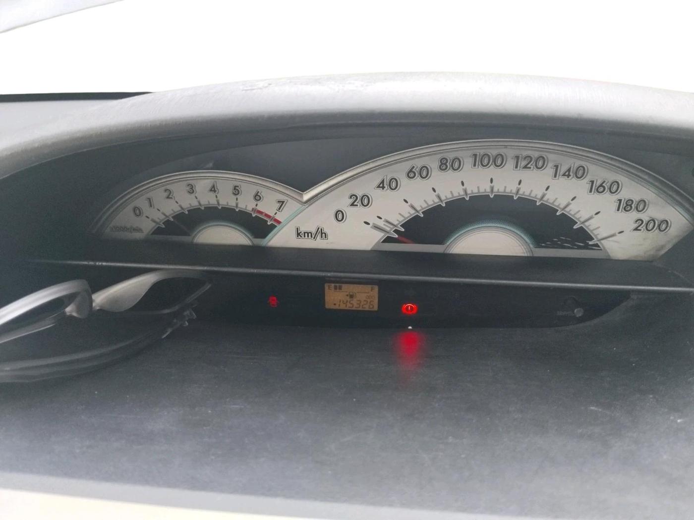 2012 Toyota Etios Liva V, Petrol, Manual, 1,45,326 km, interior