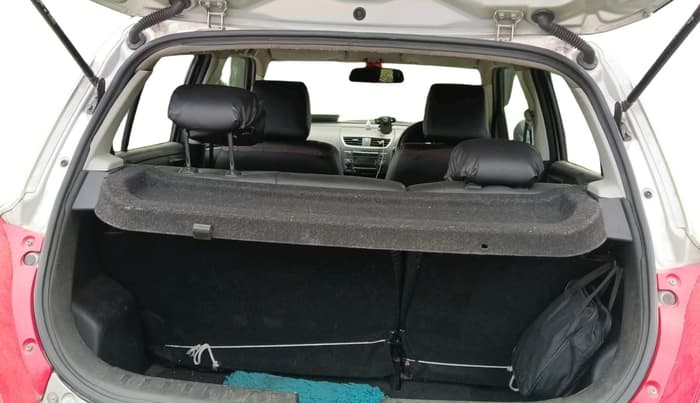 2015 Maruti Swift VXI, Petrol, Manual, 71,451 km, exterior