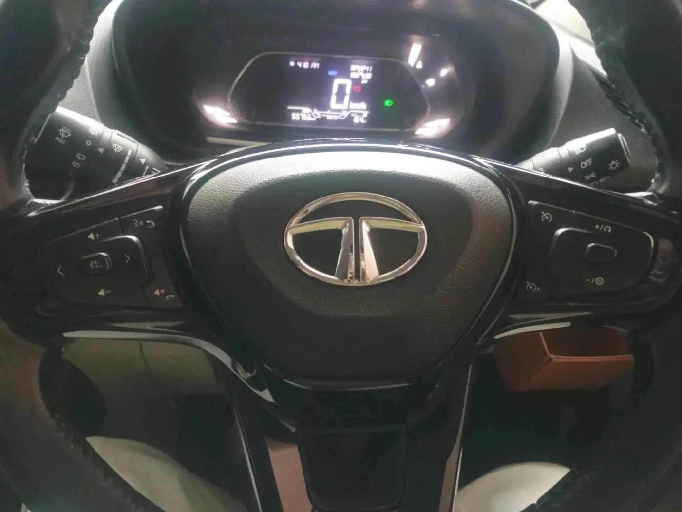 2020 Tata NEXON XZ PLUS (O) DIESEL, Diesel, Manual, 55,756 km, interior