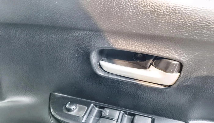 2017 Maruti Wagon R 1.0 VXI, Petrol, Manual, 53,785 km, interior