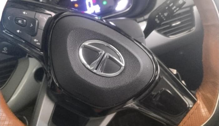 2021 Tata NEXON XM SUNROOF PETROL, Petrol, Manual, 25,650 km, interior
