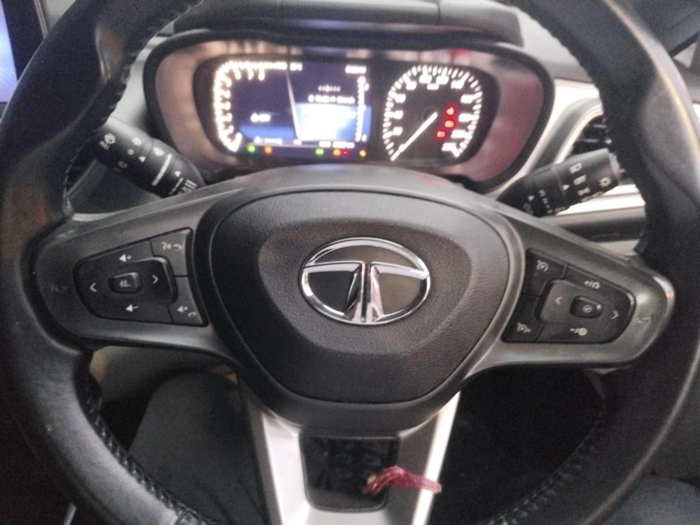 2022 Tata ALTROZ XZ PLUS PETROL, Petrol, Manual, 46,939 km, interior