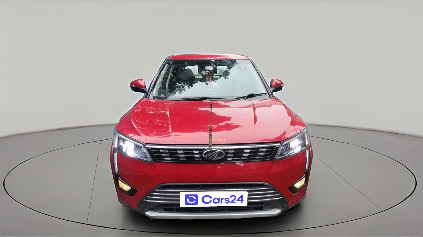 2021 Mahindra XUV300 W8 (O) 1.2 PETROL, Petrol, Manual, 33,958 km, exterior