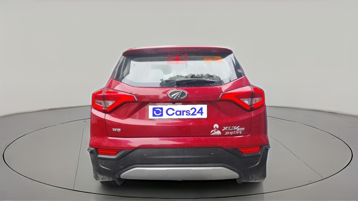 2021 Mahindra XUV300 W8 (O) 1.2 PETROL, Petrol, Manual, 33,958 km, exterior