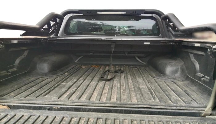 2022 Toyota HILUX HIGH 4X4 AT, Diesel, Automatic, 45,323 km, exterior