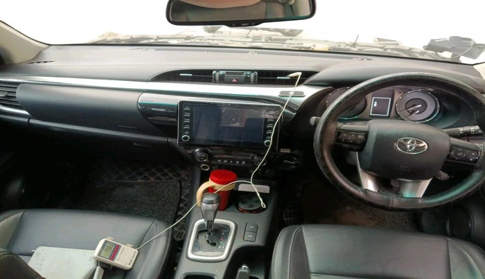 2022 Toyota HILUX HIGH 4X4 AT, Diesel, Automatic, 45,323 km, interior