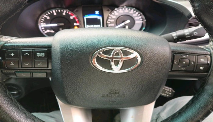 2022 Toyota HILUX HIGH 4X4 AT, Diesel, Automatic, 45,323 km, interior