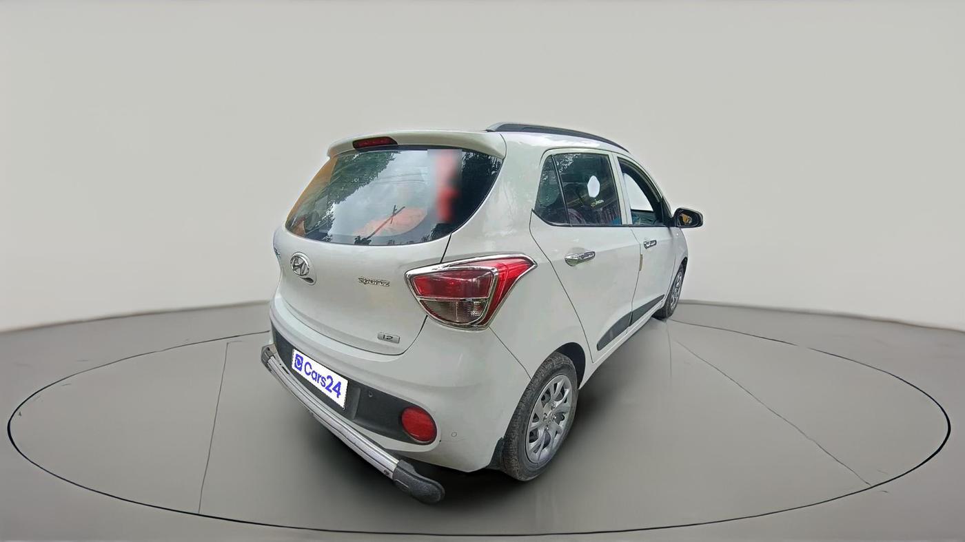 2017 Hyundai Grand i10 SPORTZ (O) 1.2 KAPPA VTVT, Petrol, Manual, 46,000 km, exterior