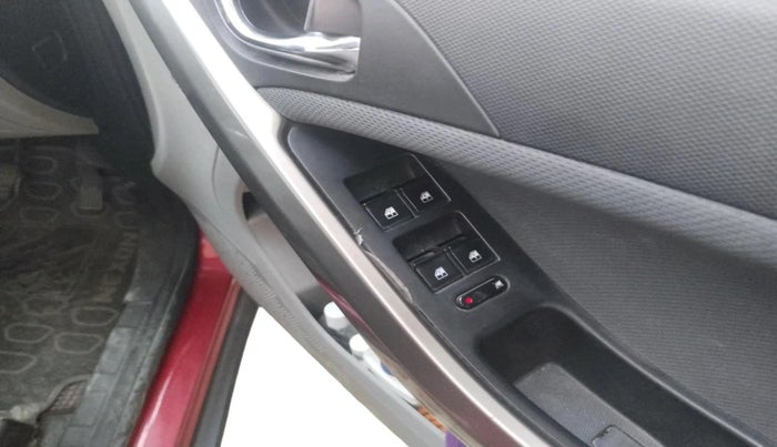 2018 Tata NEXON XZ PLUS PETROL DUAL TONE, Petrol, Manual, 94,175 km, interior