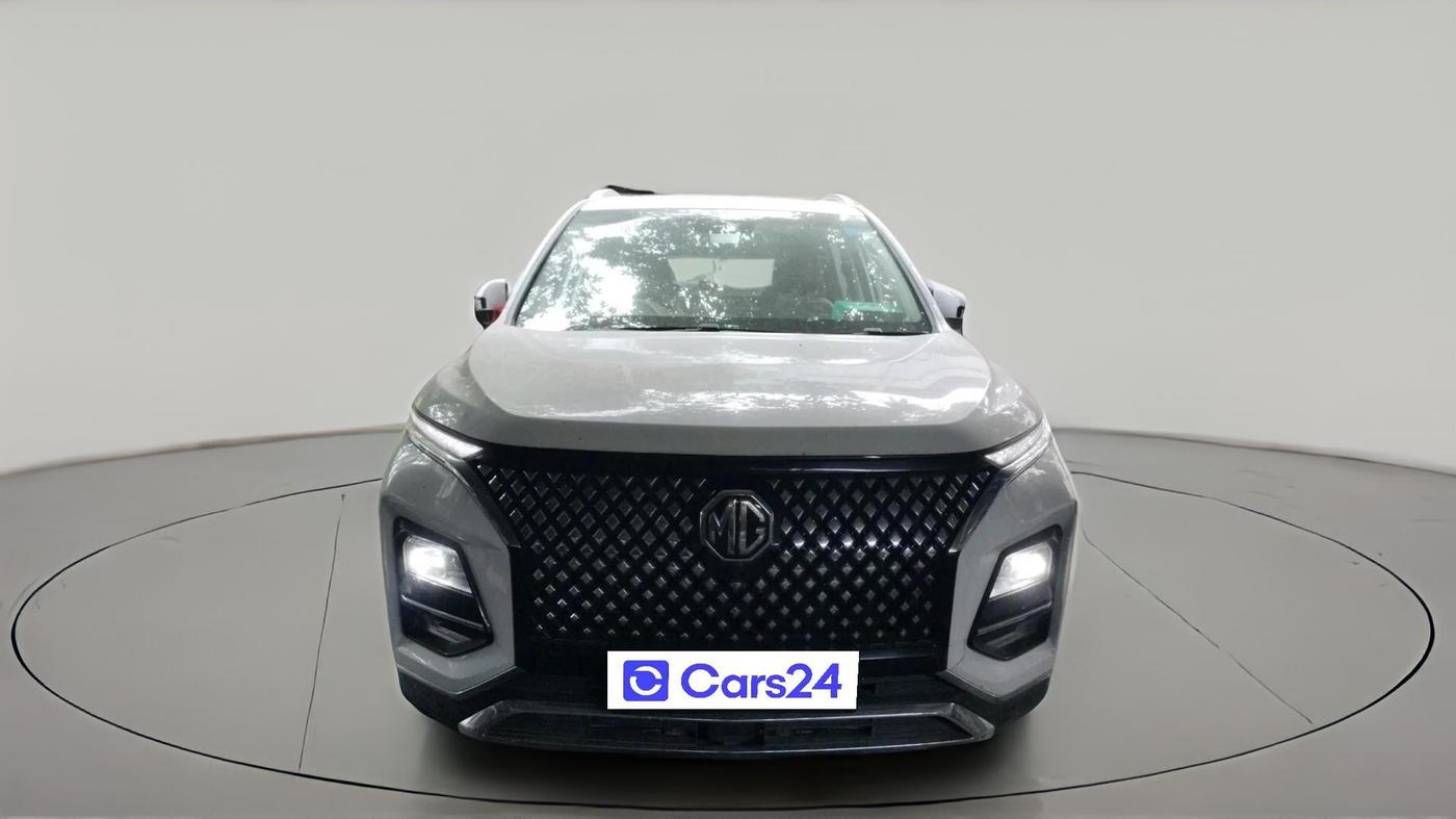 2023 MG HECTOR PLUS SAVVY PRO 1.5 TURBO CVT 7 STR, Petrol, Automatic, 9,217 km, exterior
