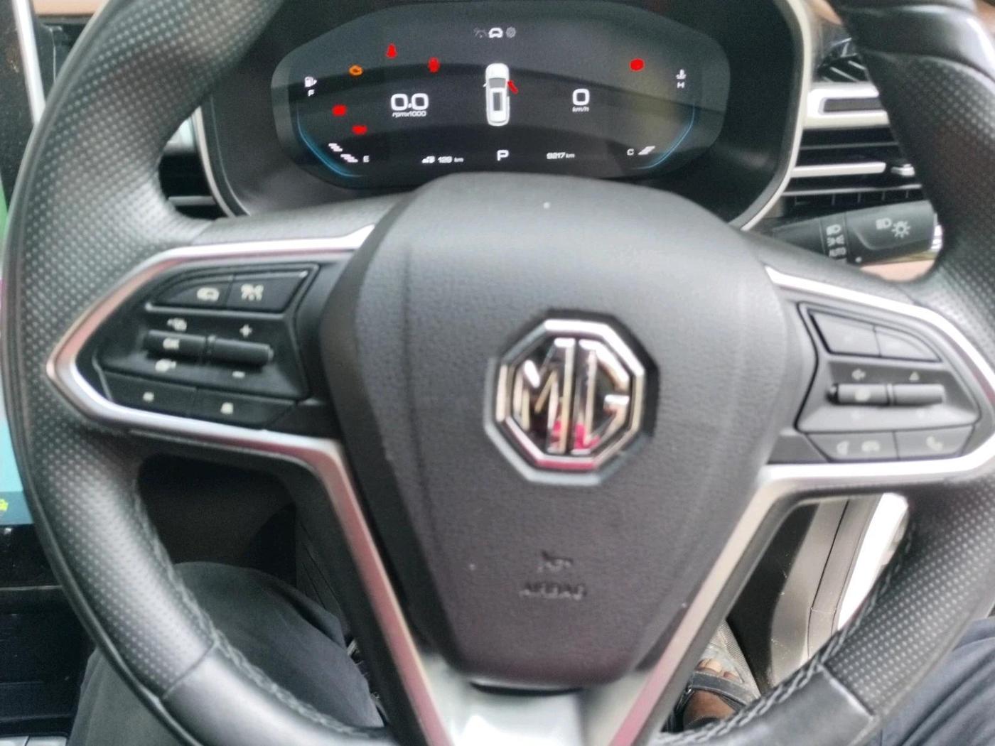 2023 MG HECTOR PLUS SAVVY PRO 1.5 TURBO CVT 7 STR, Petrol, Automatic, 9,217 km, interior