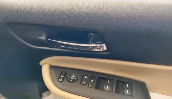 2021 Honda City 1.5L I-VTEC ZX, Petrol, Manual, 29,460 km, interior