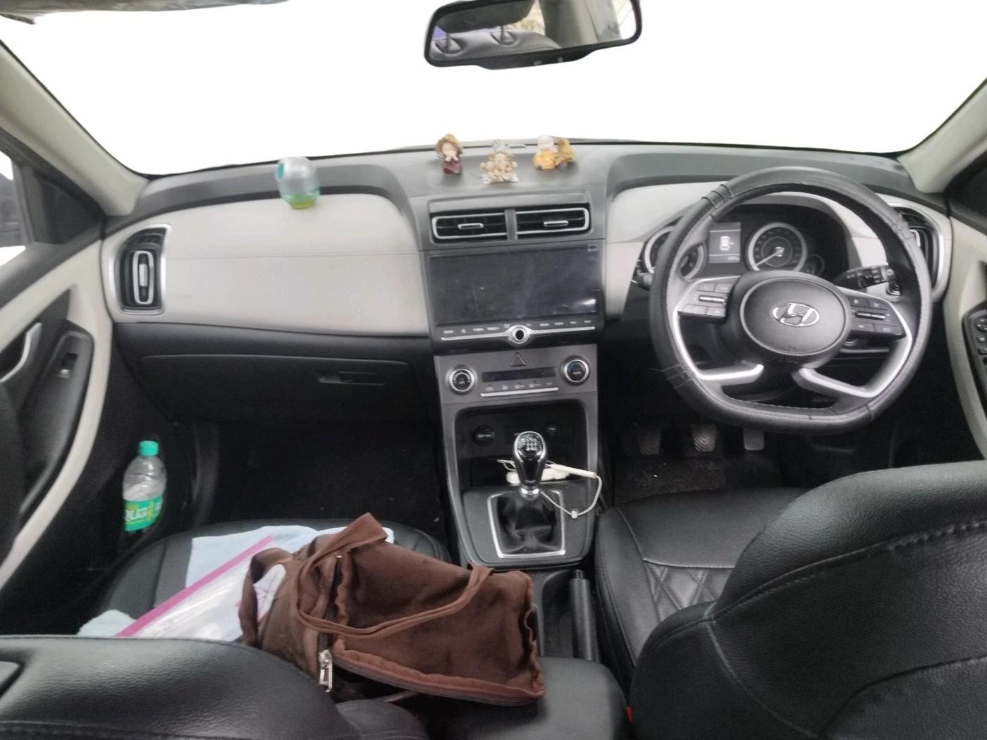 2022 Hyundai Creta SX 1.5 PETROL, Petrol, Manual, 6,131 km, interior