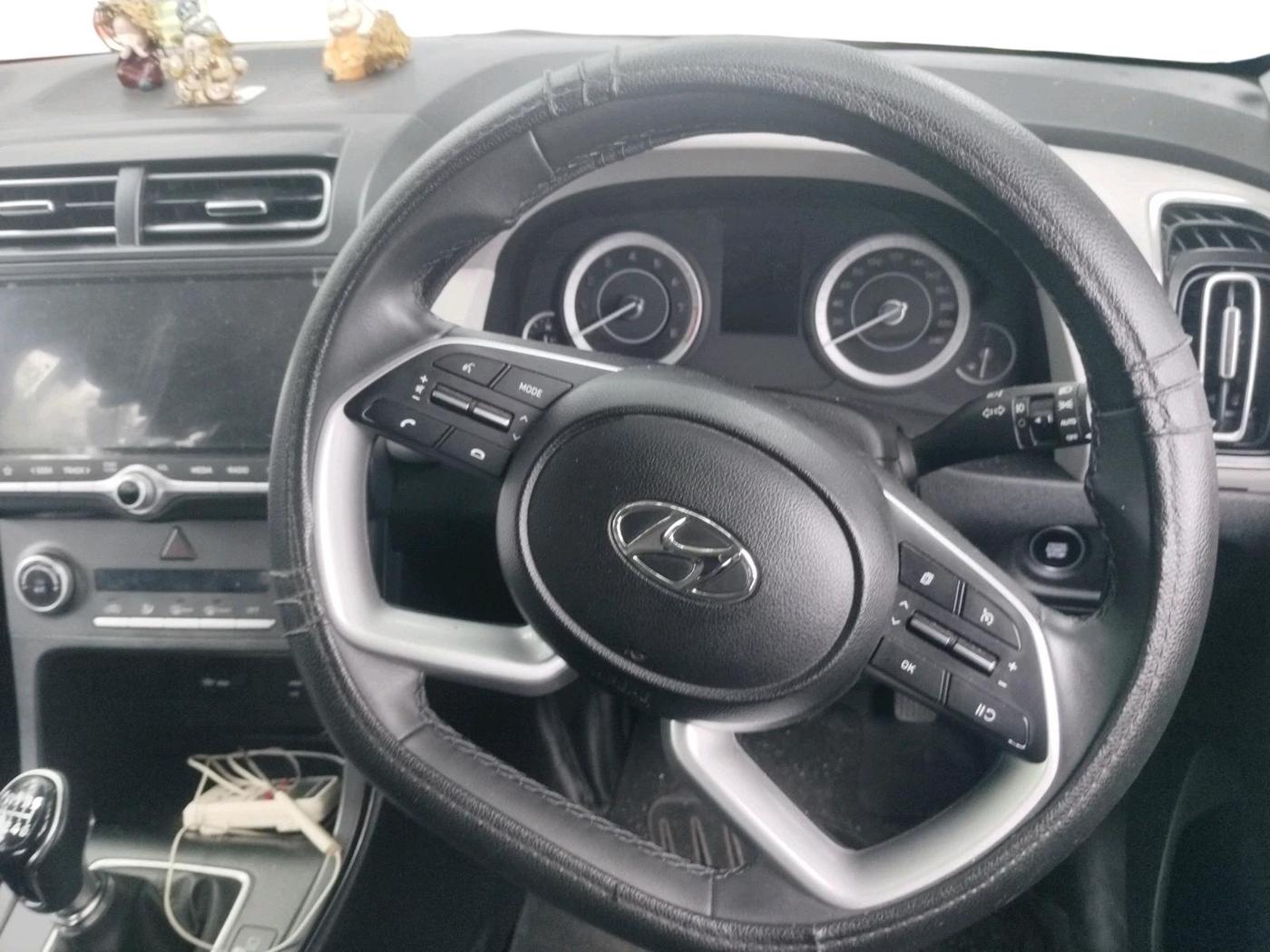2022 Hyundai Creta SX 1.5 PETROL, Petrol, Manual, 6,131 km, interior