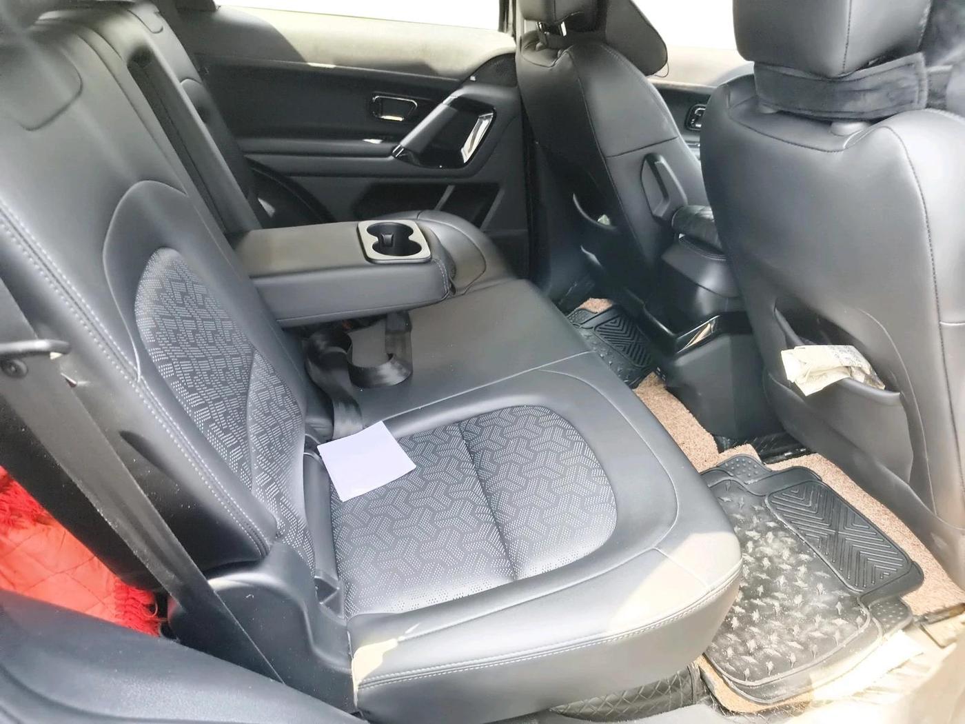 2023 Tata Safari XZ PLUS DARK EDITION, Diesel, Manual, 36,380 km, interior