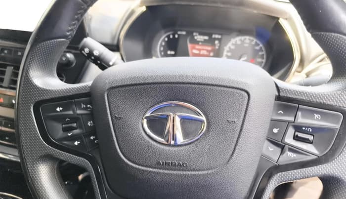 2023 Tata Safari XZ PLUS DARK EDITION, Diesel, Manual, 36,380 km, interior