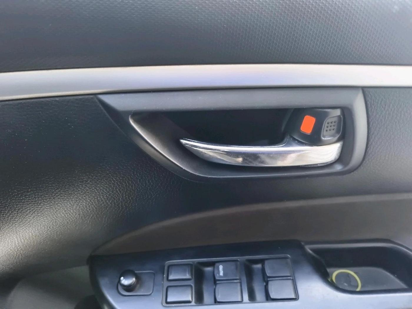 2014 Maruti Swift ZDI, Diesel, Manual, 1,38,890 km, interior