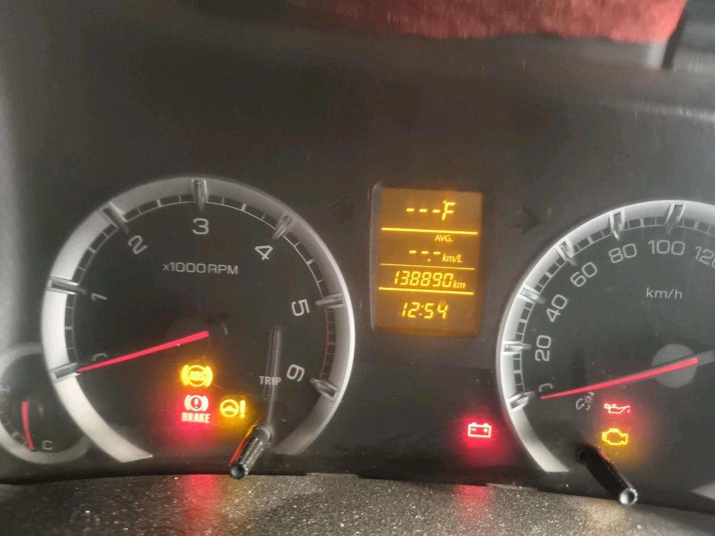 2014 Maruti Swift ZDI, Diesel, Manual, 1,38,890 km, interior