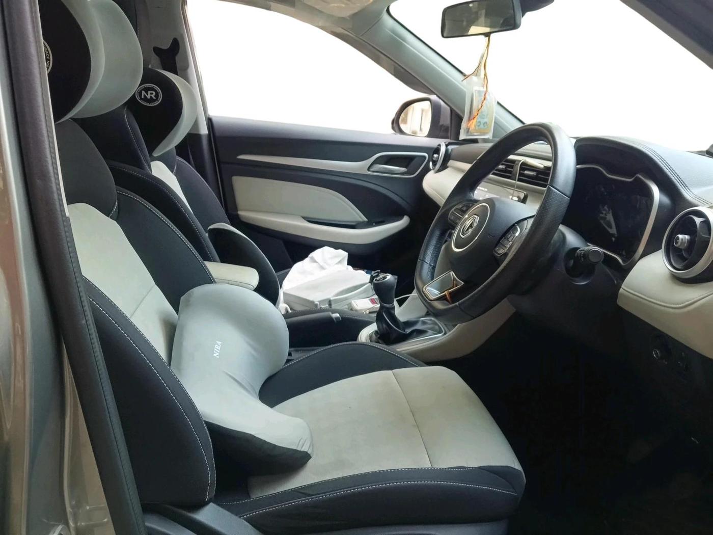 2023 MG ASTOR SMART 1.5 MT, Petrol, Manual, 12,323 km, interior