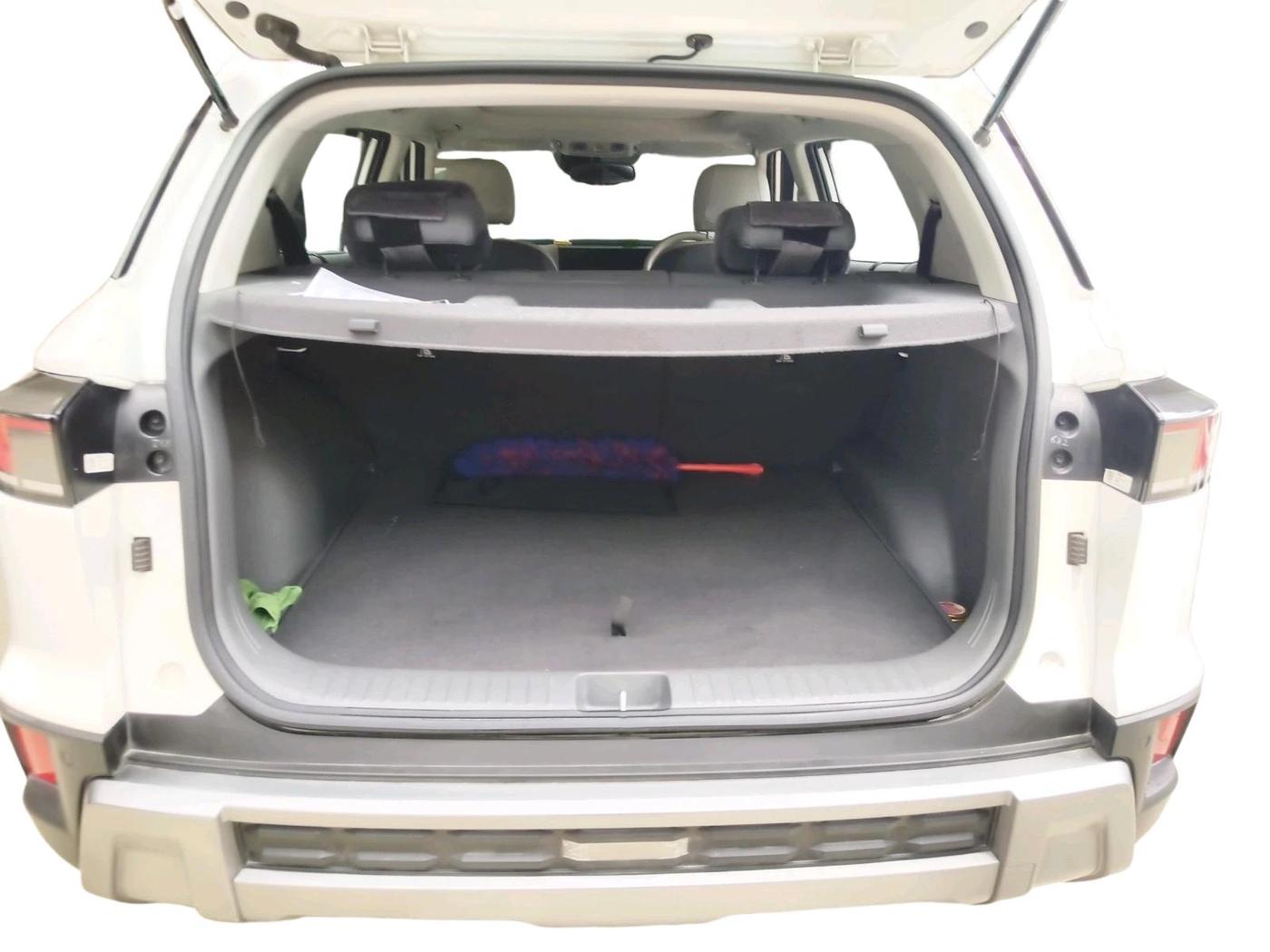2025 Hyundai Creta SX (O) 1.5 DIESEL AT, Diesel, Automatic, 10,646 km, exterior