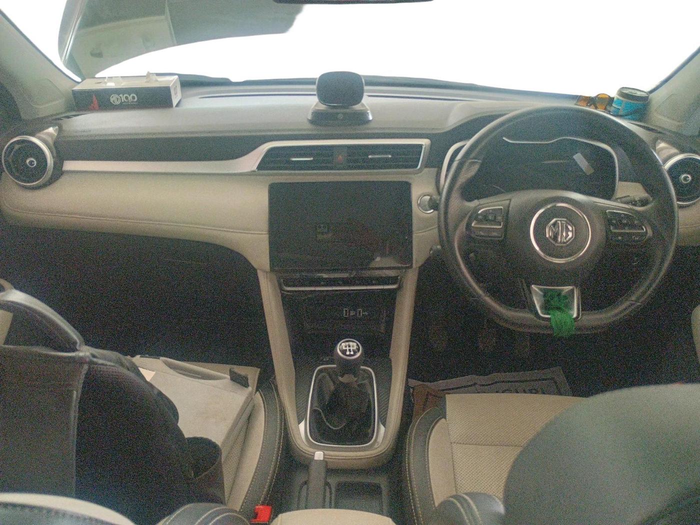 2023 MG ASTOR SHARP 1.5 MT, Petrol, Manual, 7,992 km, interior