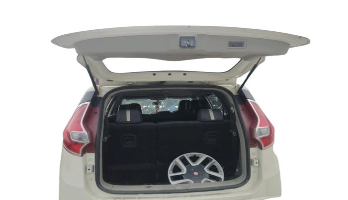 2020 Mahindra MARAZZO M2 8 STR, Diesel, Manual, 54,404 km, exterior