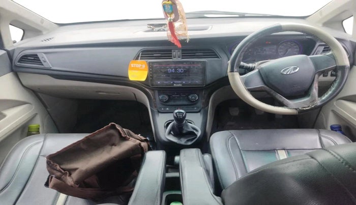 2020 Mahindra MARAZZO M2 8 STR, Diesel, Manual, 54,404 km, interior