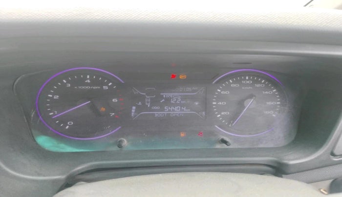 2020 Mahindra MARAZZO M2 8 STR, Diesel, Manual, 54,404 km, interior