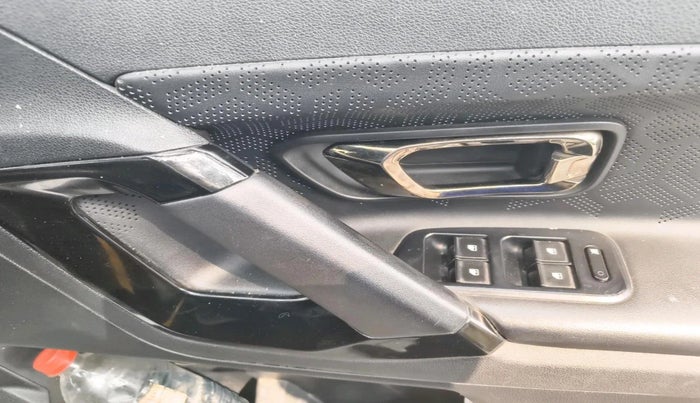 2022 Tata Harrier XZ Plus 2.0Lkryotec halo Dark Edition, Diesel, Manual, 89,784 km, interior