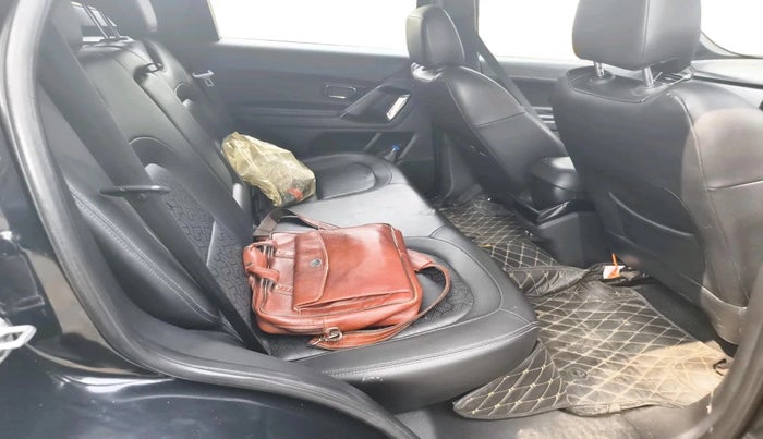 2022 Tata Harrier XZ Plus 2.0Lkryotec halo Dark Edition, Diesel, Manual, 89,784 km, interior