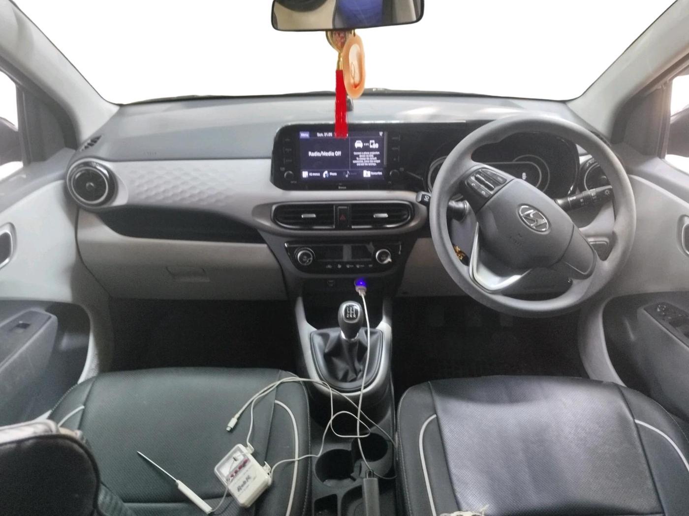 2020 Hyundai GRAND I10 NIOS SPORTZ 1.2 KAPPA VTVT, Petrol, Manual, 13,591 km, interior