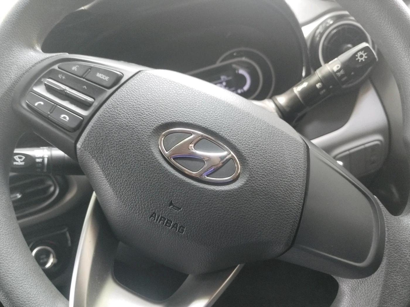 2020 Hyundai GRAND I10 NIOS SPORTZ 1.2 KAPPA VTVT, Petrol, Manual, 13,591 km, interior