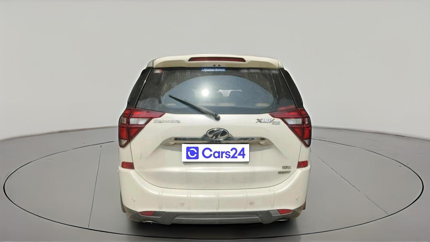 2018 Mahindra XUV500 W11 AT, Diesel, Automatic, 49,919 km, exterior