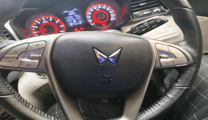 2024 Mahindra XUV300 W8 (O) 1.2 PETROL, Petrol, Manual, 12,992 km, interior