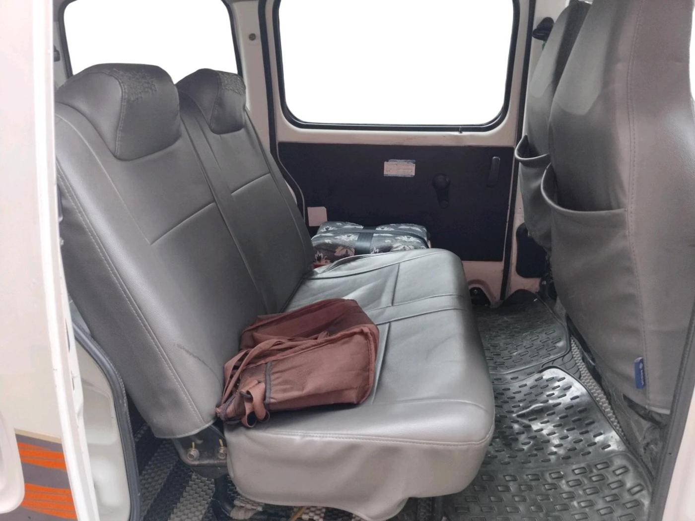 2022 Maruti Eeco 7 STR STD(O), Petrol, Manual, 74,230 km, interior