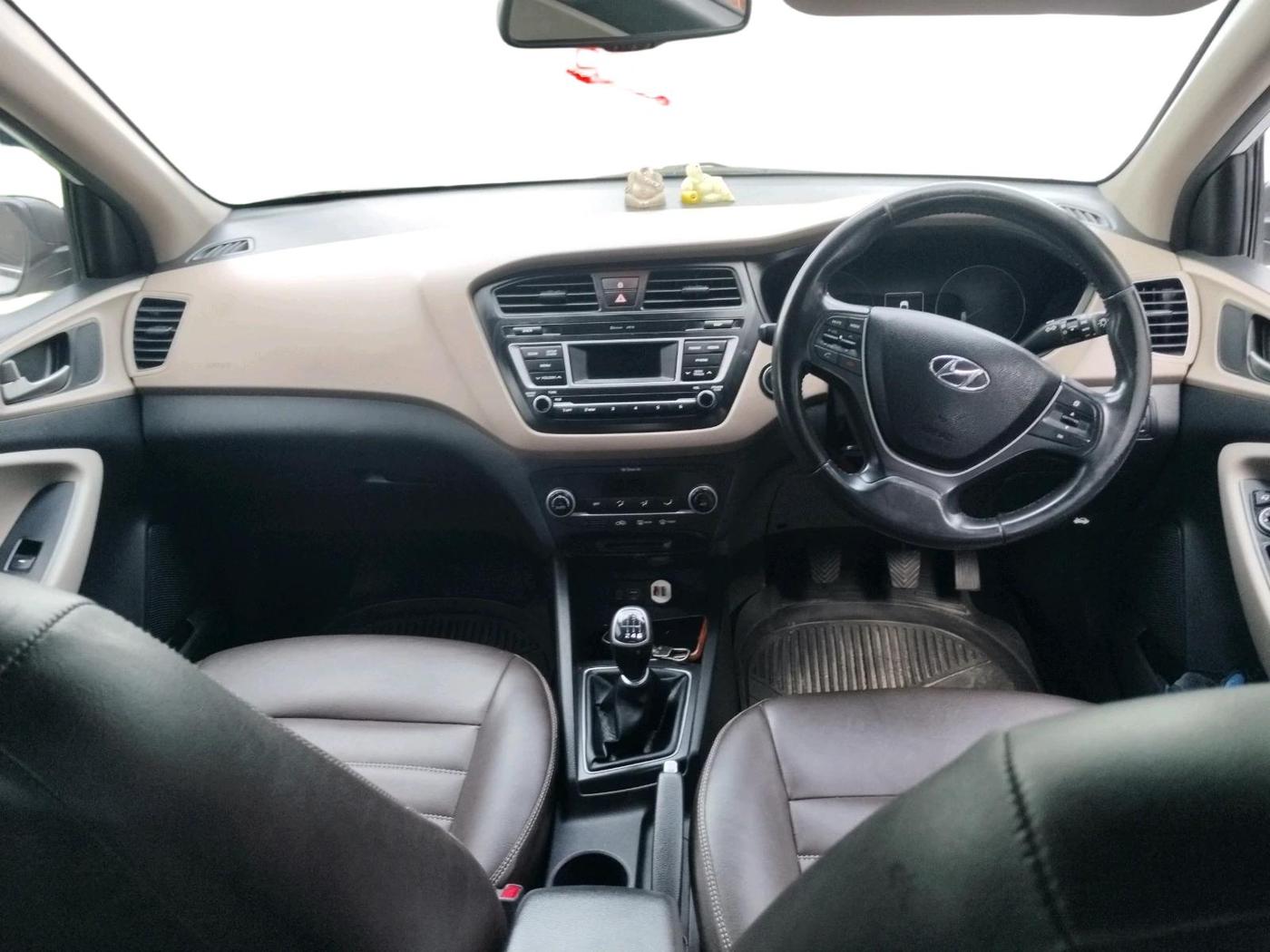 2016 Hyundai Elite i20 ASTA 1.4 CRDI, Diesel, Manual, 65,149 km, interior