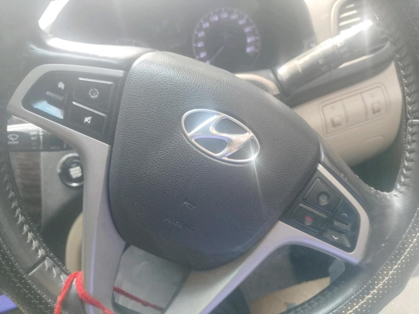 2012 Hyundai Verna FLUIDIC 1.6 VTVT SX OPT AT, Petrol, Automatic, 80,981 km, interior