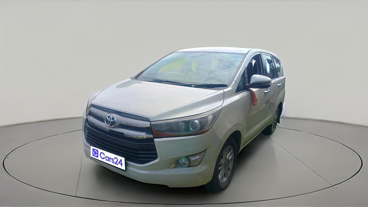 2017 Toyota Innova Crysta 2.4 VX 7 STR, Diesel, Manual, 1,08,551 km, exterior