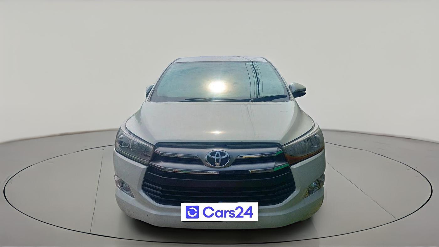 2017 Toyota Innova Crysta 2.4 VX 7 STR, Diesel, Manual, 1,08,551 km, exterior