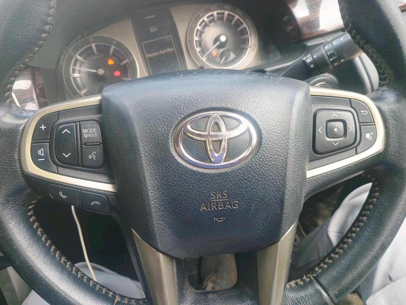 2017 Toyota Innova Crysta 2.4 VX 7 STR, Diesel, Manual, 1,08,551 km, interior